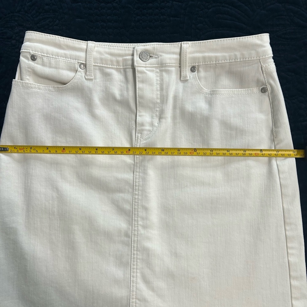 Talbots P4 white denim skirt.